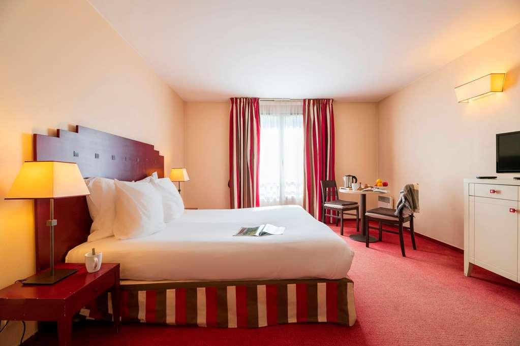 Hotel Cerise Шату Номер фото